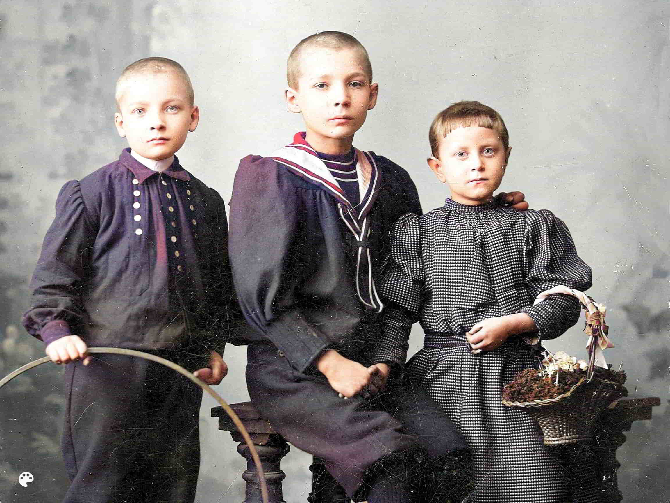 Daarom lachten de mensen niet op oude foto's