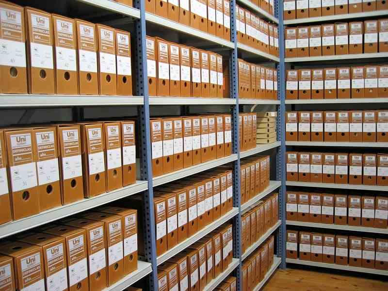 Artikelen over archieven en bronnen over stamboomonderzoek